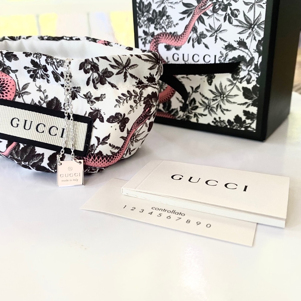 BRAND NEW authentic GUCCI trademark necklace
